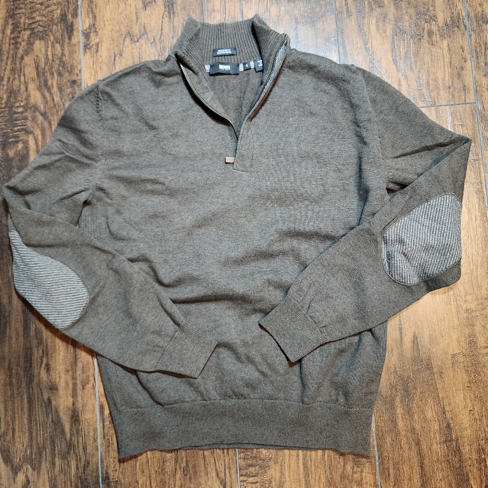 ⛔️SOLD⛔️Hugo Boss Men's Quarter Zip with Elbow Patches